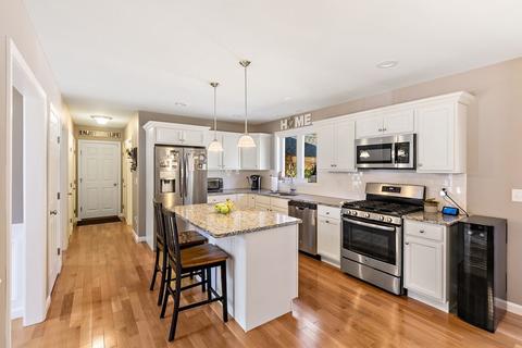 525 Pine St, Raynham, MA 02767 photo 12
