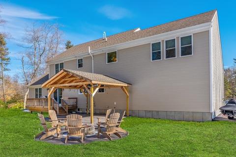525 Pine St, Raynham, MA 02767 photo 6