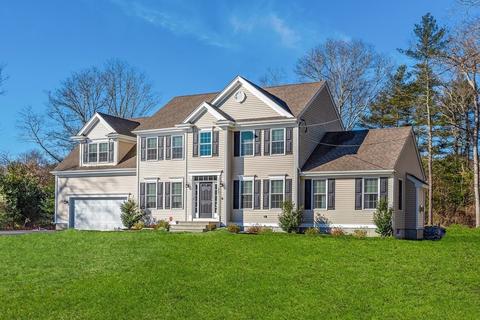 525 Pine St, Raynham, MA 02767 photo 4