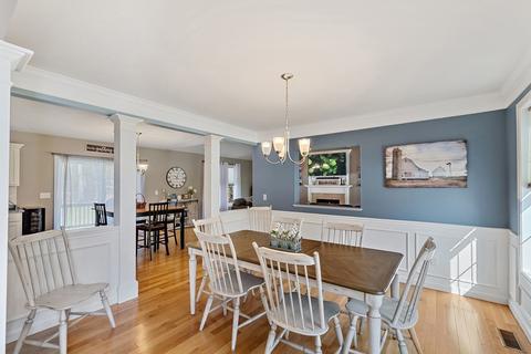 525 Pine St, Raynham, MA 02767 photo 20