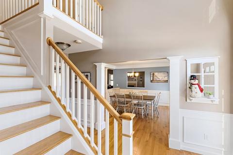 525 Pine St, Raynham, MA 02767 photo 18