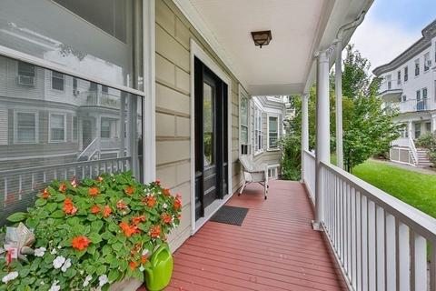 28 Stanton Rd #5, Brookline, MA 02445 photo 3