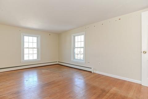 9 East St, Ware, MA 01082 photo 8