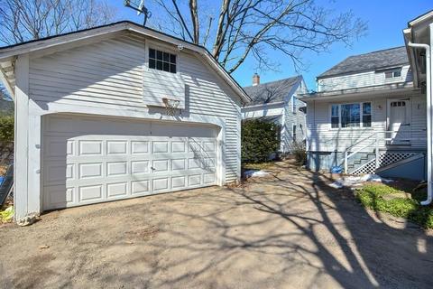 9 East St, Ware, MA 01082 photo 3