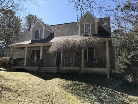 25 Leeshore Dr, Mashpee, MA 02649 photo 1