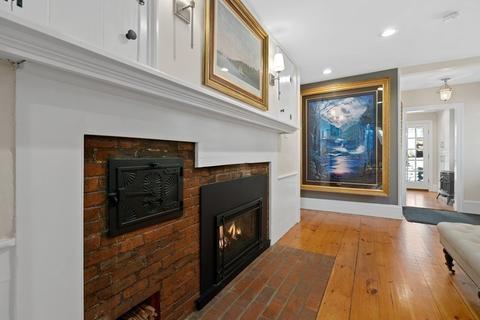 209 North St, Hingham, MA 02043 photo 5