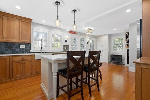 209 North St, Hingham, MA 02043 photo 9
