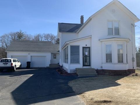 232 West St, Ware, MA 01082 photo 1