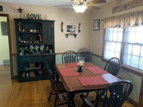 232 West St, Ware, MA 01082 photo 10