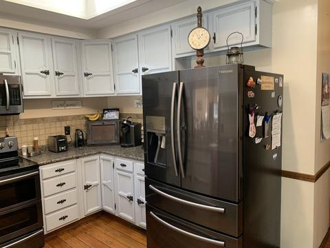 232 West St, Ware, MA 01082 photo 7