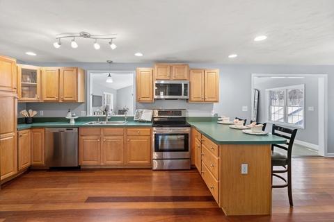 30 Conservation Dr, Douglas, MA 01516 photo 8