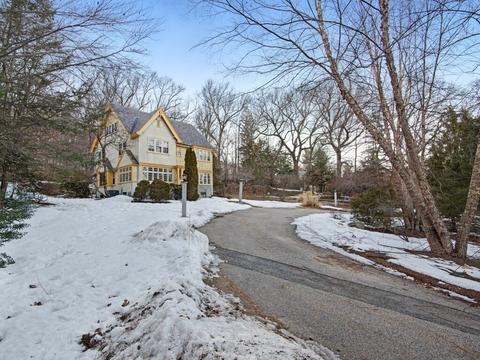 64 Flagg St, Worcester, MA 01602 photo 4