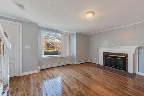 1277 Bay St, Springfield, MA 01109 photo 2