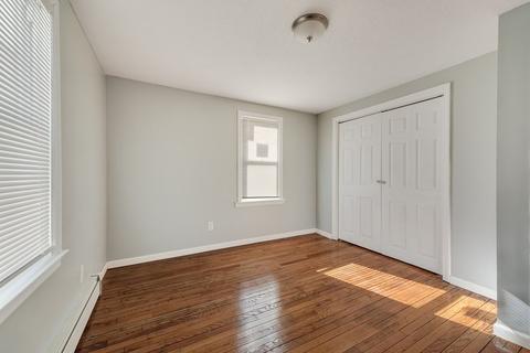 1277 Bay St, Springfield, MA 01109 photo 9