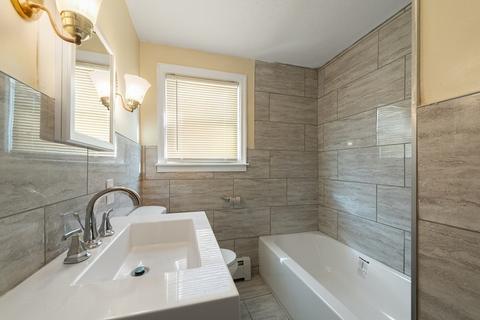 1277 Bay St, Springfield, MA 01109 photo 7