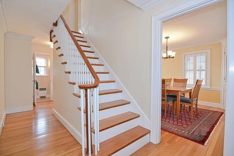 198 Hillcrest Rd, Needham, MA 02492 photo 6