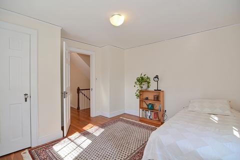 198 Hillcrest Rd, Needham, MA 02492 photo 22