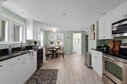 12 Crescent St, Wakefield, MA 01880 photo 13