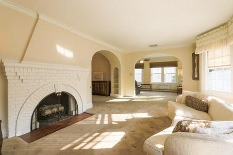11 S Flagg St, Worcester, MA 01602 photo 4