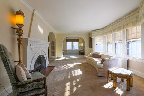 11 S Flagg St, Worcester, MA 01602 photo 5