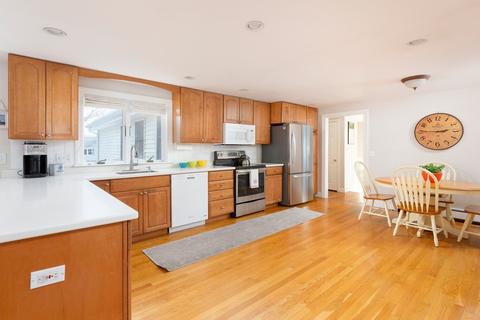 5 Cynthia Rd, Needham, MA 02492 photo 6