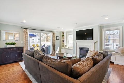 58 Taylor Ave, Dedham, MA 02026 photo 3