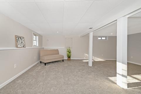 79 Valmor, Worcester, MA 01604 photo 32