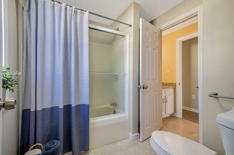 79 Valmor, Worcester, MA 01604 photo 5