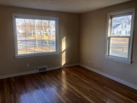 296 Hartwick St, Springfield, MA 01108 photo 8