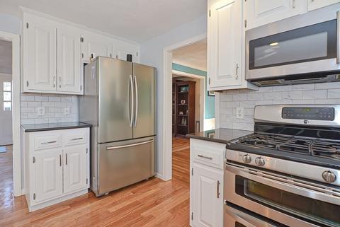 3 Jackson Cir, Franklin, MA 02038 photo 5