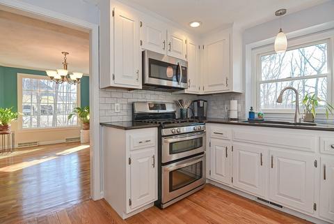 3 Jackson Cir, Franklin, MA 02038 photo 3
