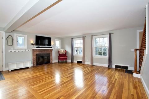 28 Forest St, Danvers, MA 01923 photo 9