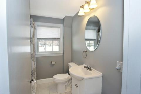28 Forest St, Danvers, MA 01923 photo 11