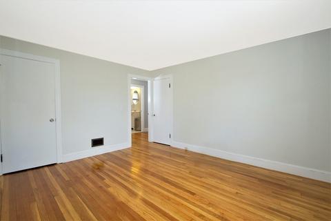 28 Forest St, Danvers, MA 01923 photo 15