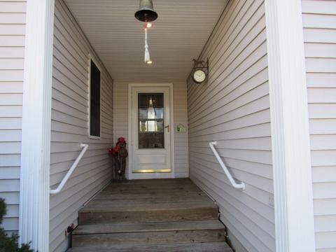 18 Spruce St, Wareham, MA 02571 photo 4