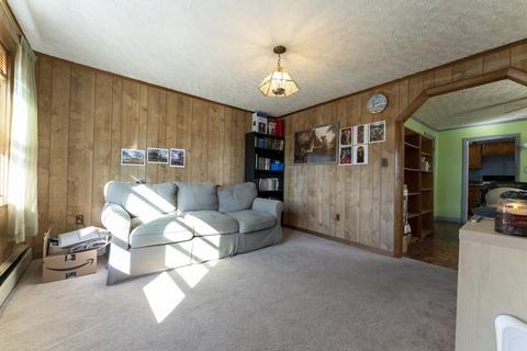 37 Beech St, Lowell, MA 01850 photo 13