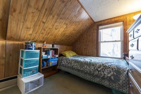 37 Beech St, Lowell, MA 01850 photo 15