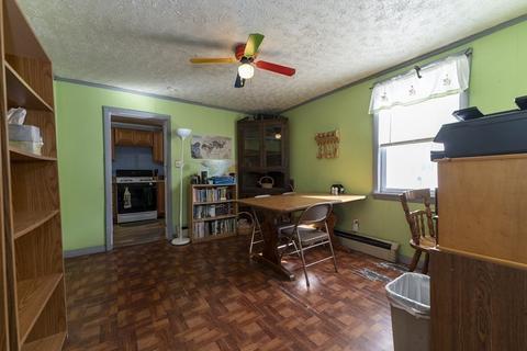 37 Beech St, Lowell, MA 01850 photo 9