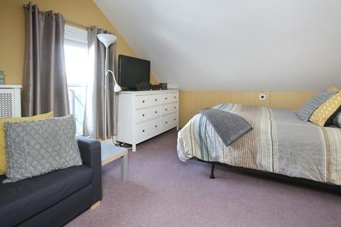 36 Davis Ave #2, Brookline, MA 02445 photo 12