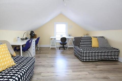 36 Davis Ave #2, Brookline, MA 02445 photo 11