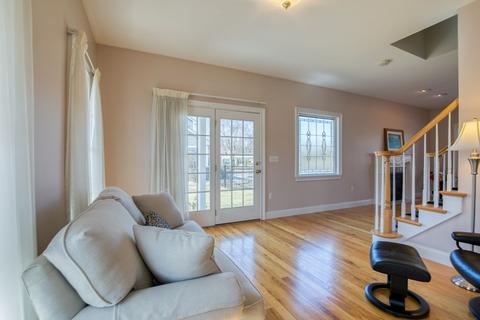 111 Devon Ter, Westfield, MA 01085 photo 17