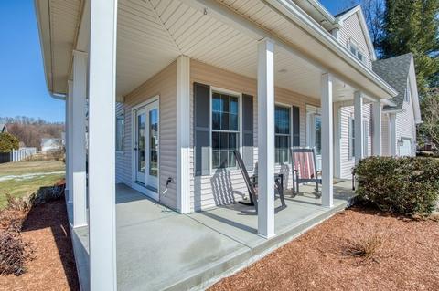 111 Devon Ter, Westfield, MA 01085 photo 3