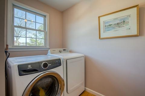 111 Devon Ter, Westfield, MA 01085 photo 19