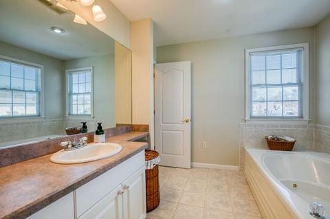 111 Devon Ter, Westfield, MA 01085 photo 24