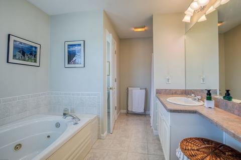 111 Devon Ter, Westfield, MA 01085 photo 23