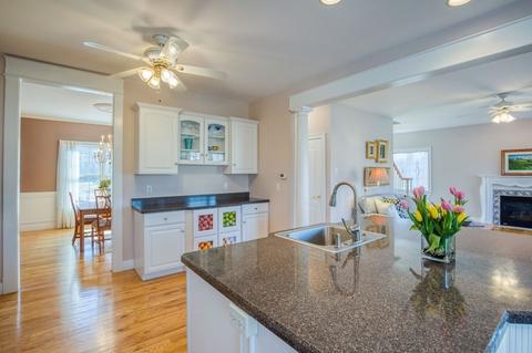 111 Devon Ter, Westfield, MA 01085 photo 7