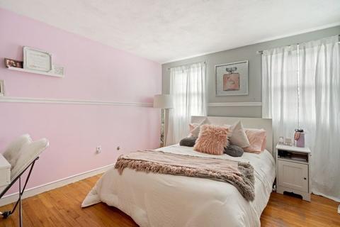 11 Benjamin St, Dedham, MA 02026 photo 14