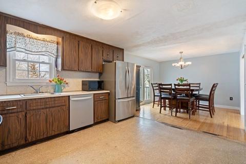 11 Benjamin St, Dedham, MA 02026 photo 10