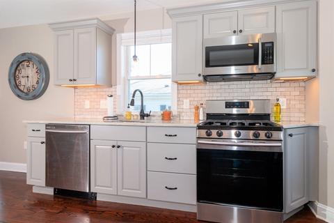 8 Chestnut St #2, Beverly, MA 01915 photo 12