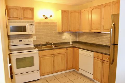 40 High #108, Dedham, MA 02026 photo 2